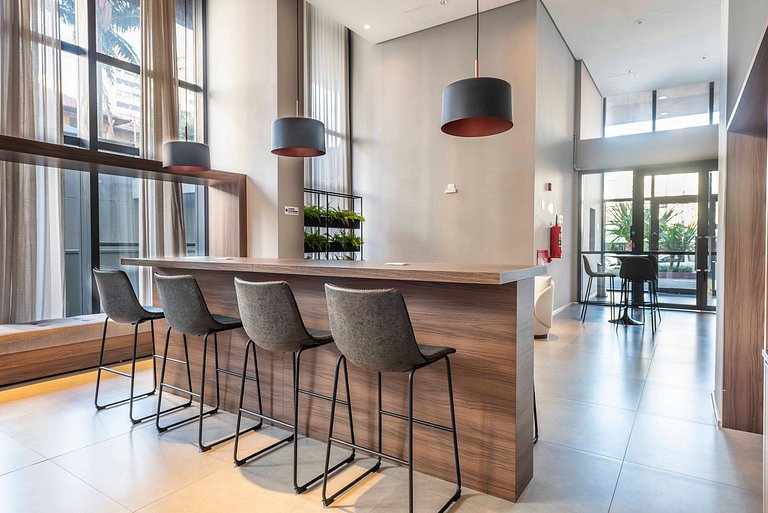 Studio Completo com Piscina na Cobertura - KH702