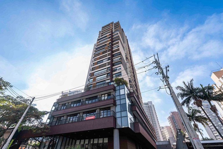 Studio Completo com Piscina na Cobertura - KH702