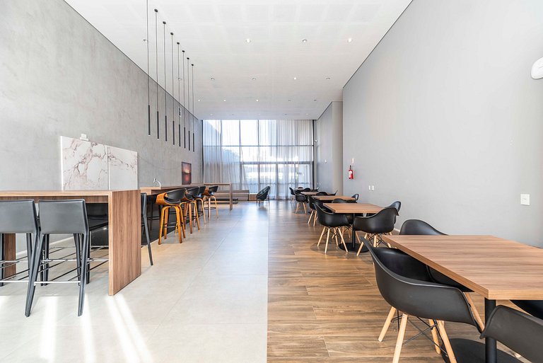 Studio Completo com Piscina na Cobertura - KH702