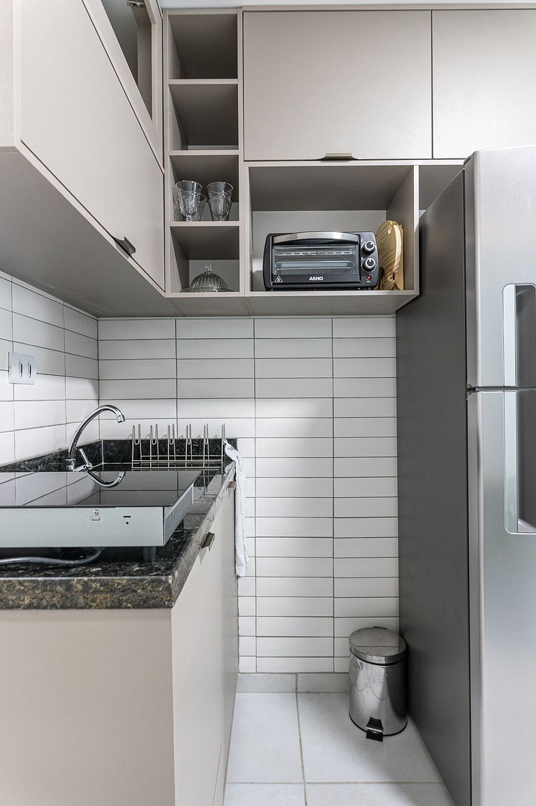 Studio c/ piscina rooftop pertinho da praia - S109