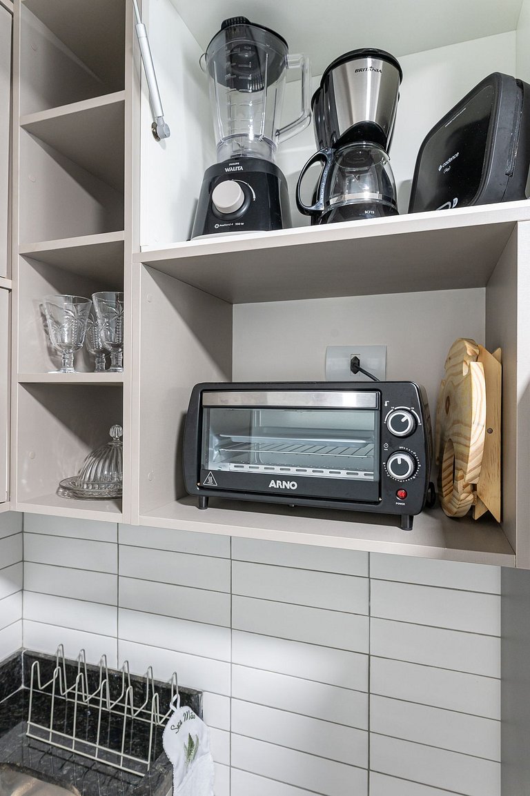 Studio c/ piscina rooftop pertinho da praia - S109