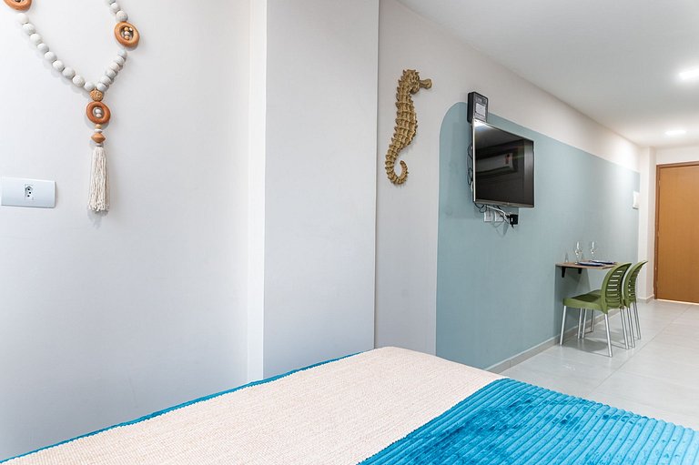 Studio c/ piscina rooftop pertinho da praia - S109