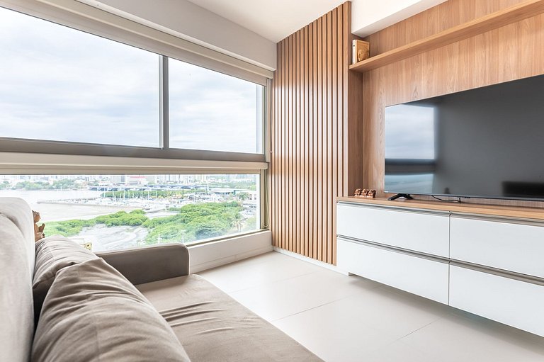 Vista Incrível para o Rio e Mar - PC907