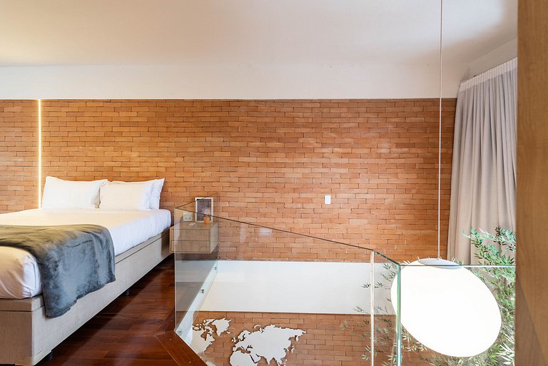 Triplex com Jacuzzi na Cobertura - GM94