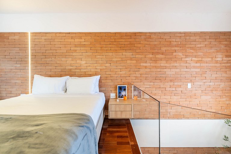 Triplex com Jacuzzi na Cobertura - GM94