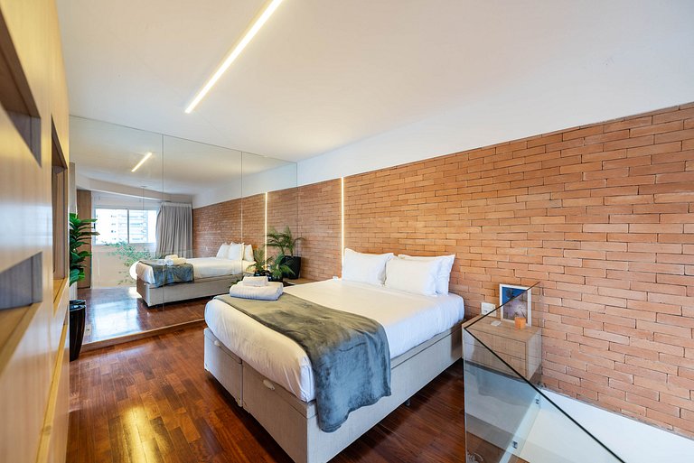 Triplex com Jacuzzi na Cobertura - GM94