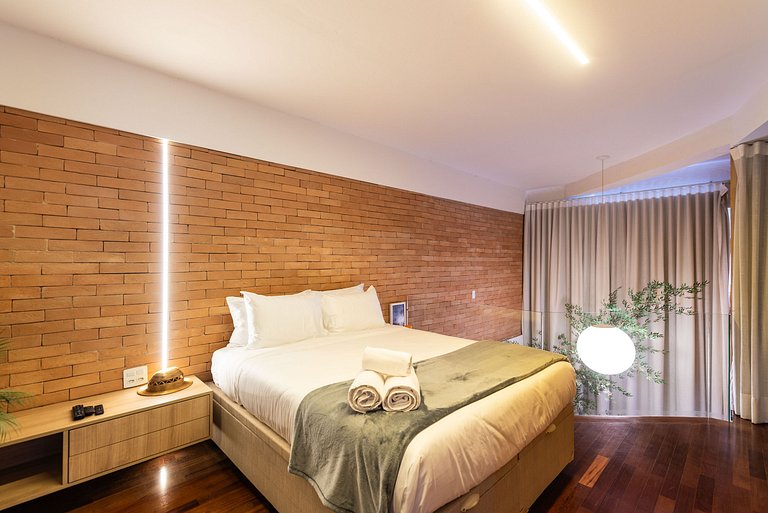 Triplex com Jacuzzi na Cobertura - GM94