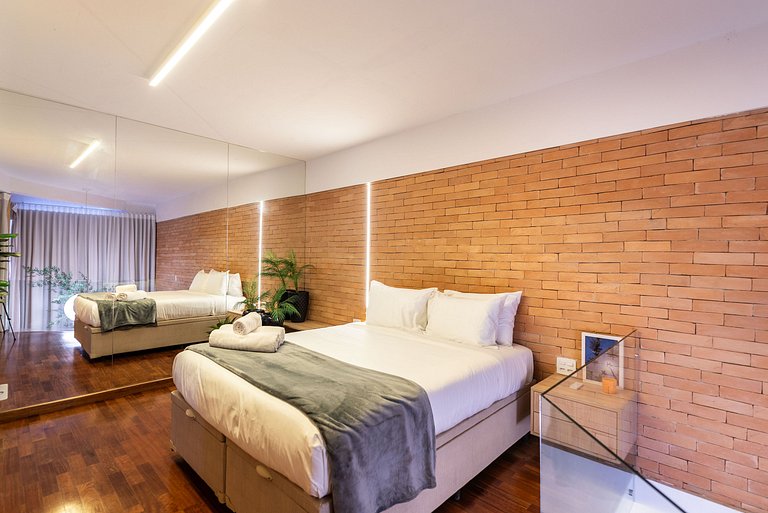 Triplex com Jacuzzi na Cobertura - GM94