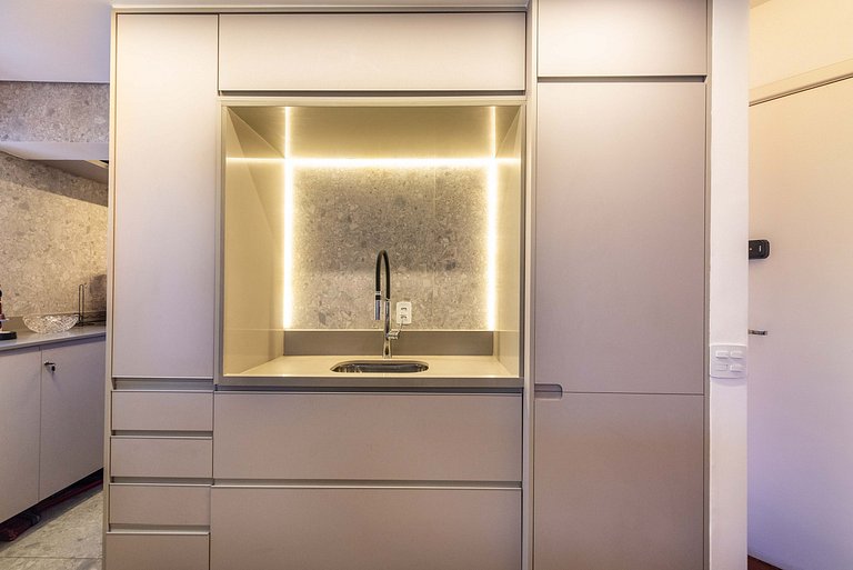 Triplex com Jacuzzi na Cobertura - GM94