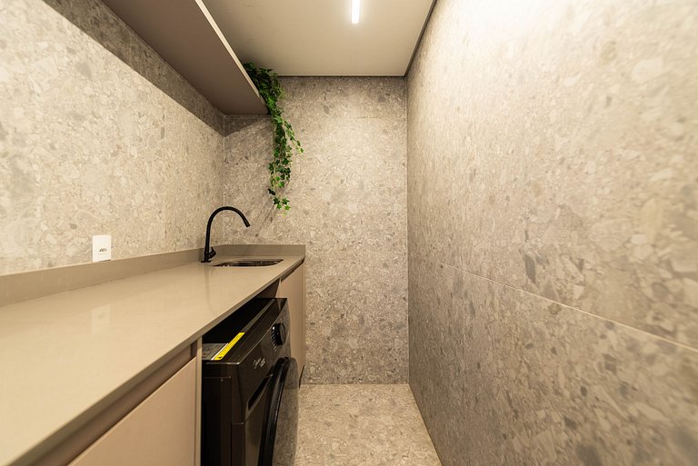 Triplex com Jacuzzi na Cobertura - GM94