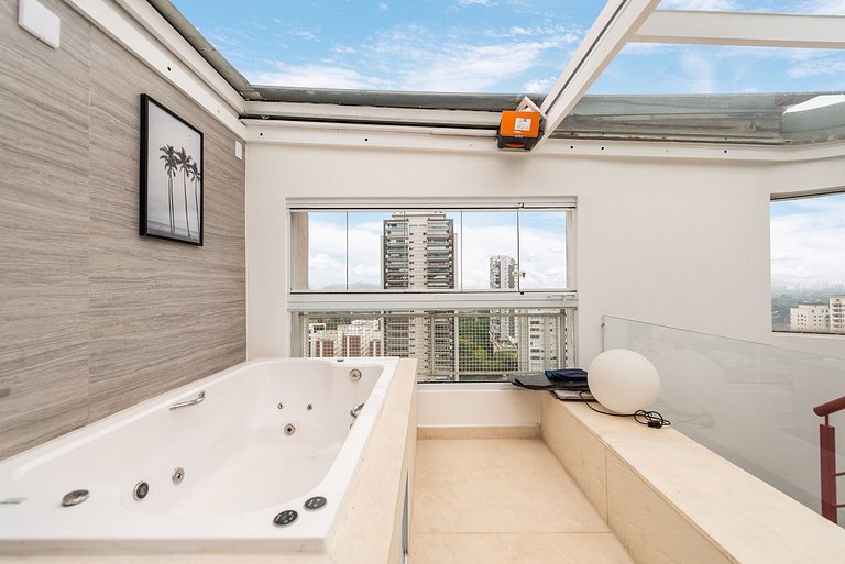 Triplex com Jacuzzi na Cobertura - GM94