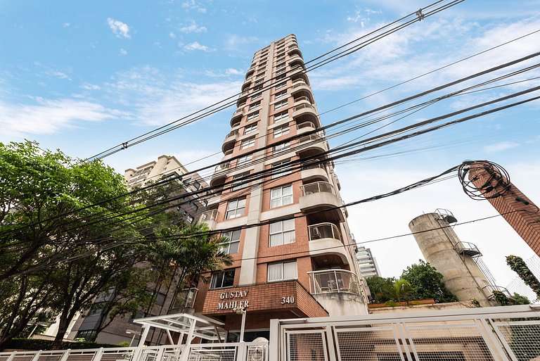 Triplex com Jacuzzi na Cobertura - GM94