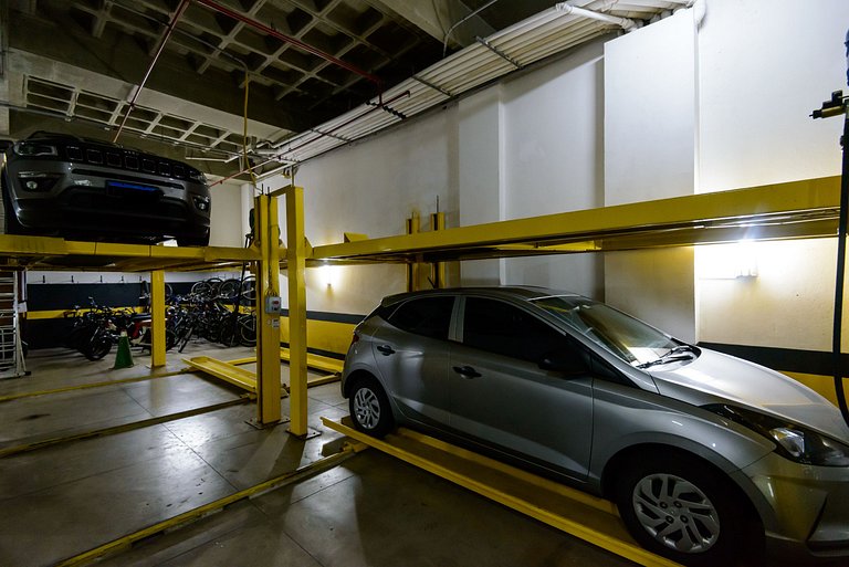 Flat c/ Limpeza Diária e Estacionamento - LB507