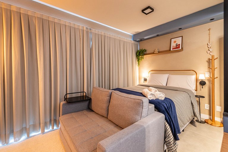 Studio com Varanda, Academia e Piscina