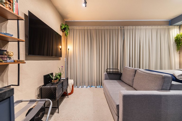 Studio com Varanda, Academia e Piscina
