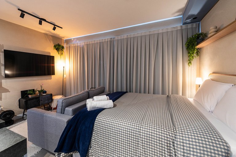 Studio com Varanda, Academia e Piscina