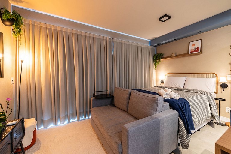 Studio com Varanda, Academia e Piscina