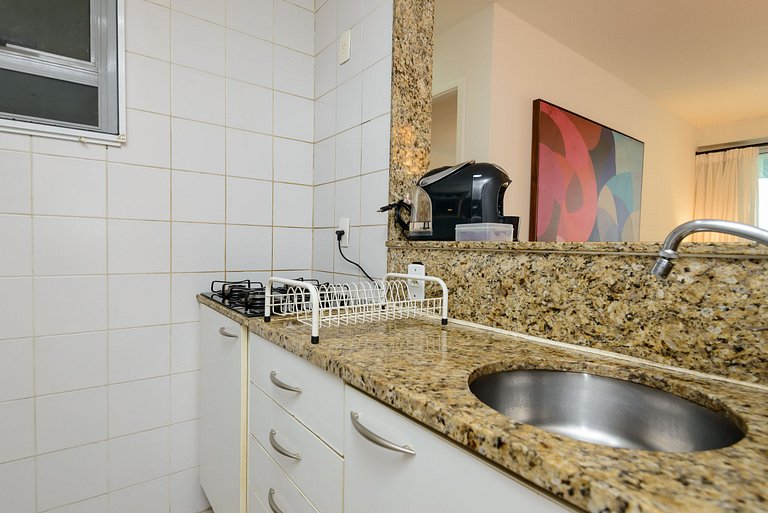 Flat c/ Limpeza Diária e Estacionamento - LB507