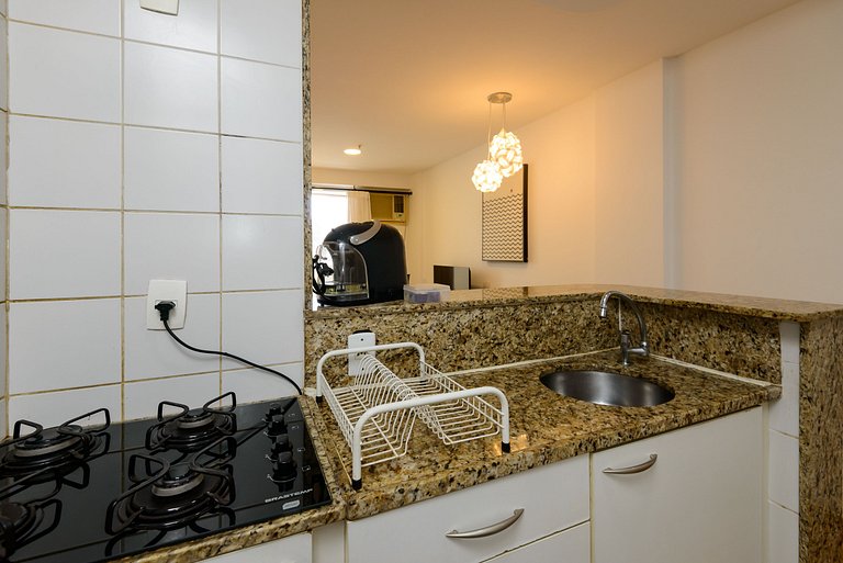 Flat c/ Limpeza Diária e Estacionamento - LB507