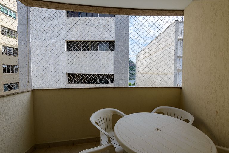 Flat c/ Limpeza Diária e Estacionamento - LB507