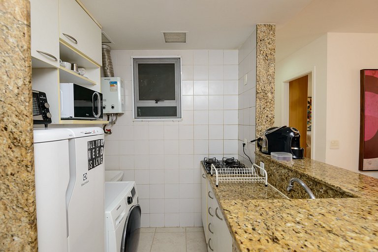 Flat c/ Limpeza Diária e Estacionamento - LB507