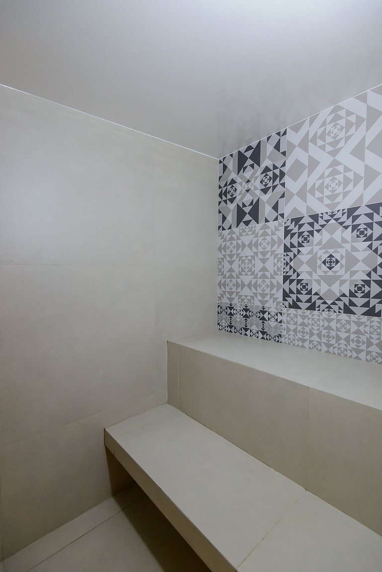 Flat c/ Limpeza Diária e Estacionamento - LB507