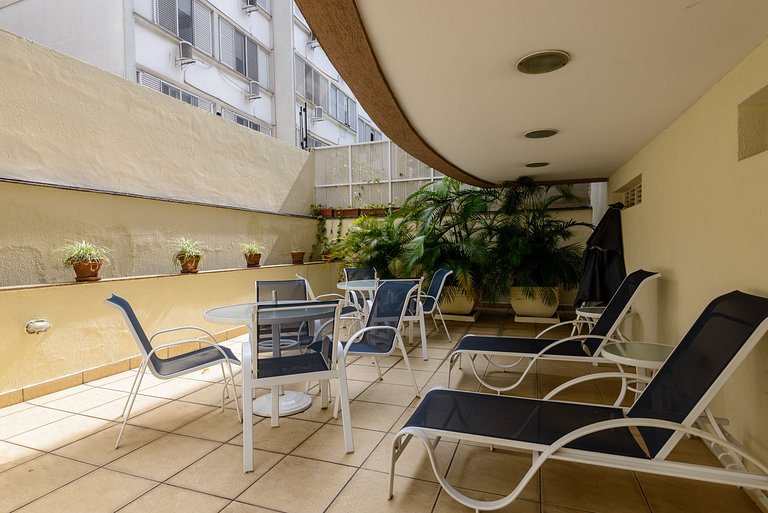 Flat c/ Limpeza Diária e Estacionamento - LB507