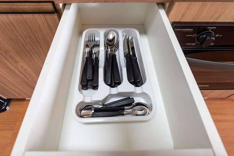 Studio c/ Vista Panorâmica e Piscina - GP2304