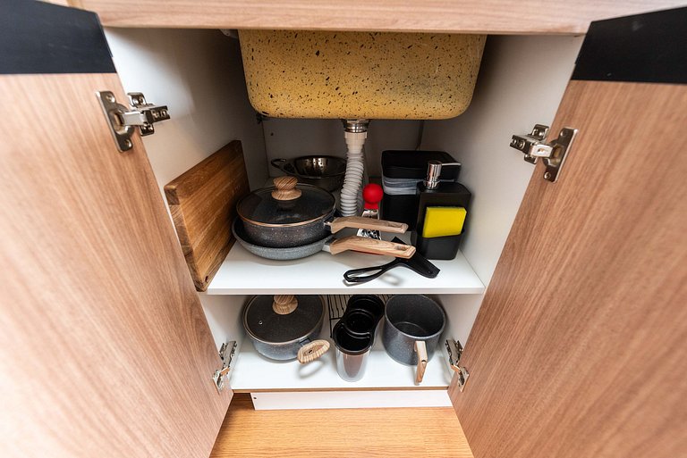 Studio c/ Vista Panorâmica e Piscina - GP2304