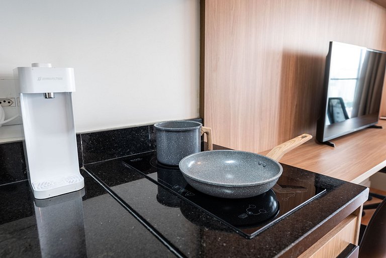 Studio c/ Vista Panorâmica e Piscina - GP2304