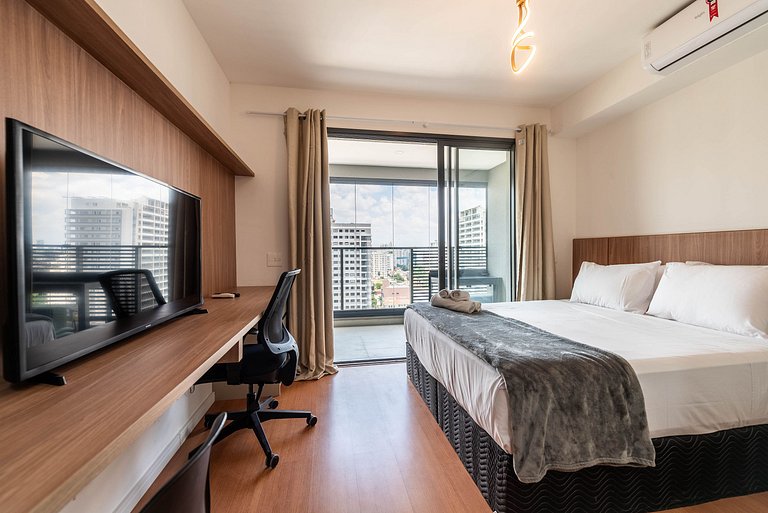 Studio c/ Vista Panorâmica e Piscina - GP2304