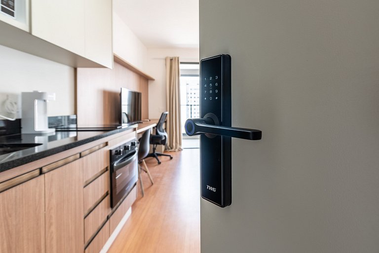 Studio c/ Vista Panorâmica e Piscina - GP2304