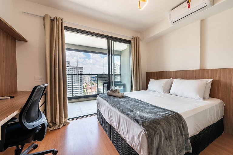 Studio c/ Vista Panorâmica e Piscina - GP2304