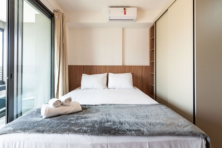 Studio c/ Vista Panorâmica e Piscina - GP2304