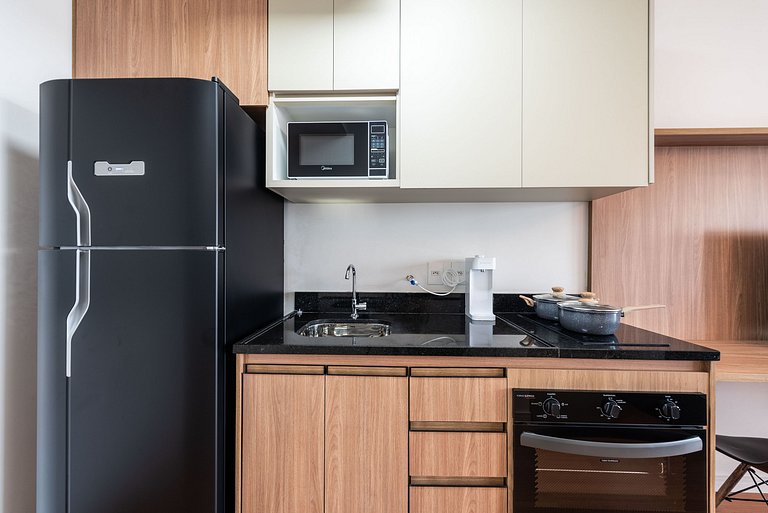 Studio c/ Vista Panorâmica e Piscina - GP2304