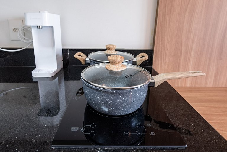 Studio c/ Vista Panorâmica e Piscina - GP2304