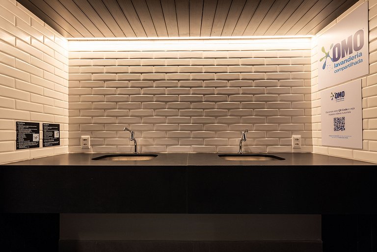 Studio c/ Vista Panorâmica e Piscina - GP2304