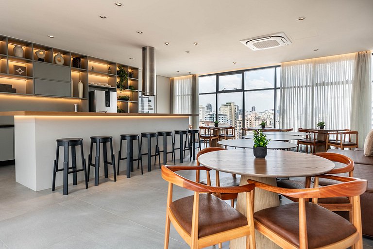 Studio c/ Vista Panorâmica e Piscina - GP2304