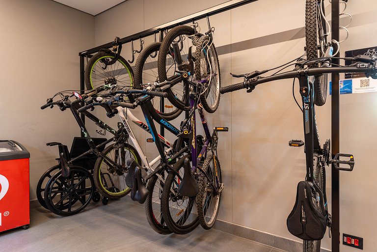 Studio c/ Vista Panorâmica e Piscina - GP2304