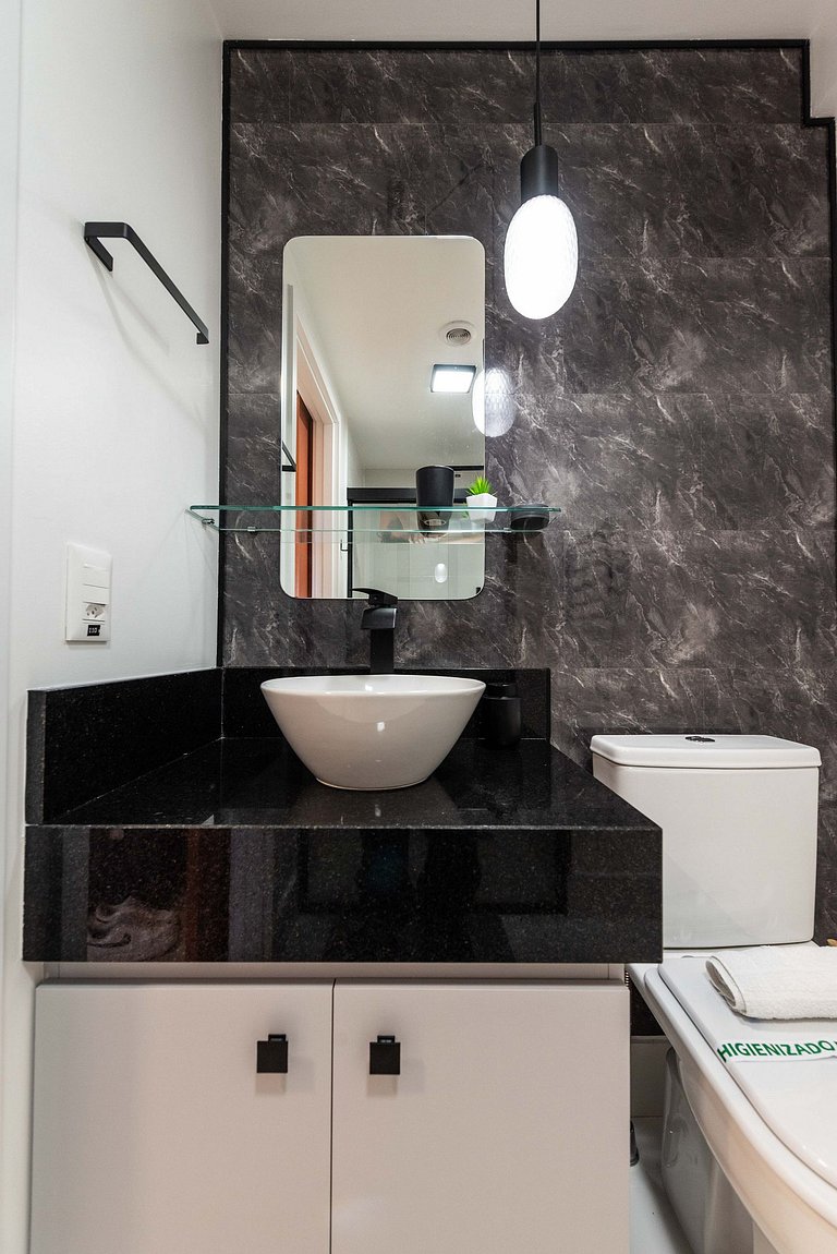 Studio Elegante em Moema | Pq. Ibirapuera - IP505