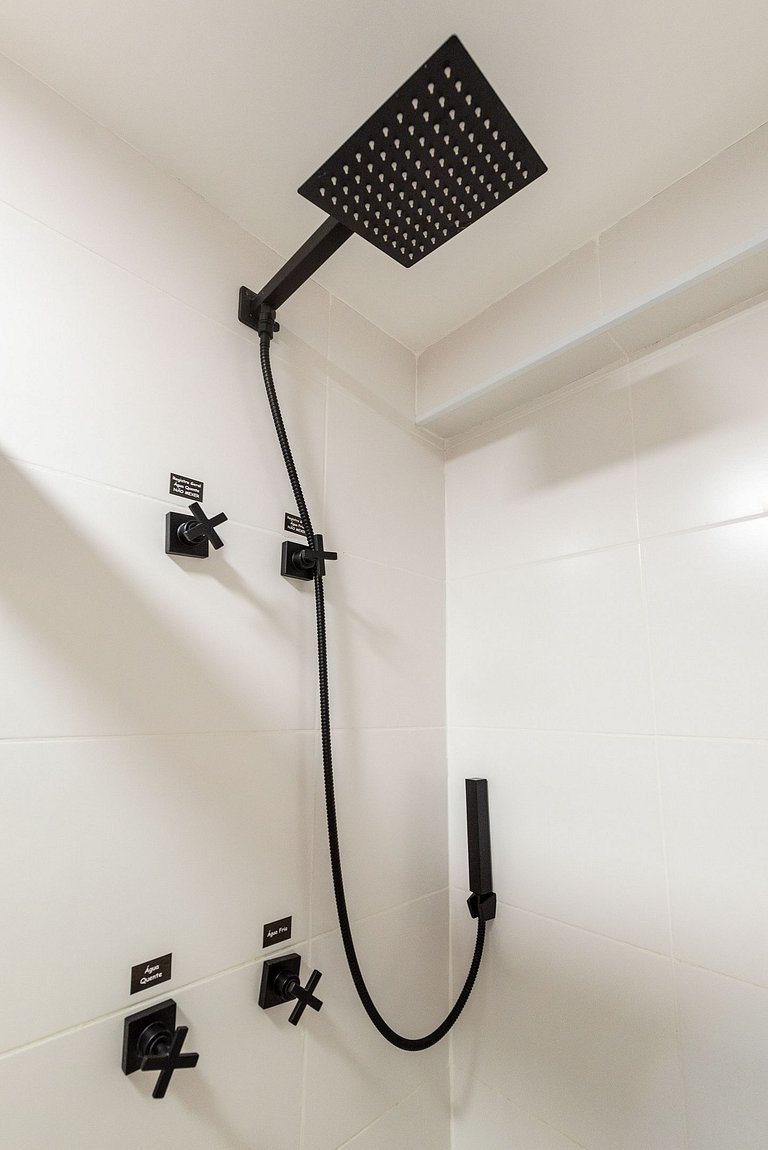 Studio Elegante em Moema | Pq. Ibirapuera - IP505