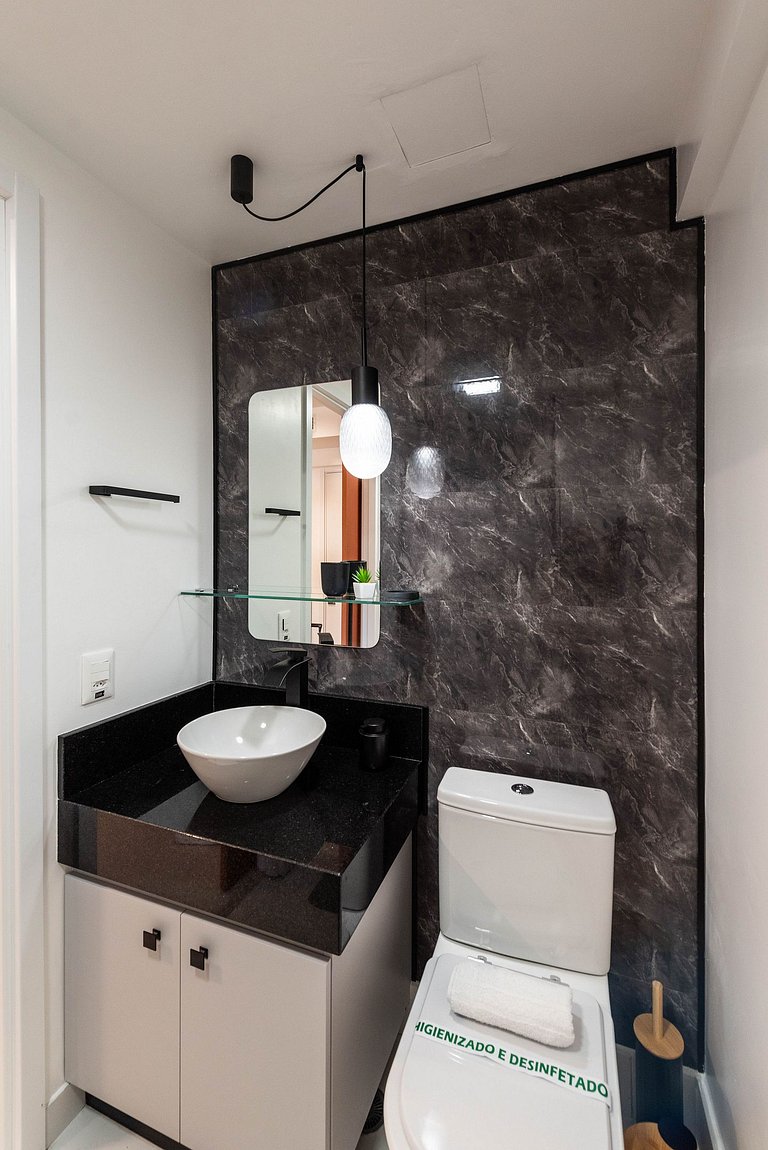 Studio Elegante em Moema | Pq. Ibirapuera - IP505