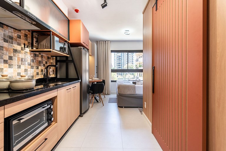 Studio Elegante em Moema | Pq. Ibirapuera - IP505