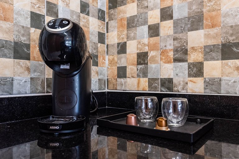 Studio Elegante em Moema | Pq. Ibirapuera - IP505