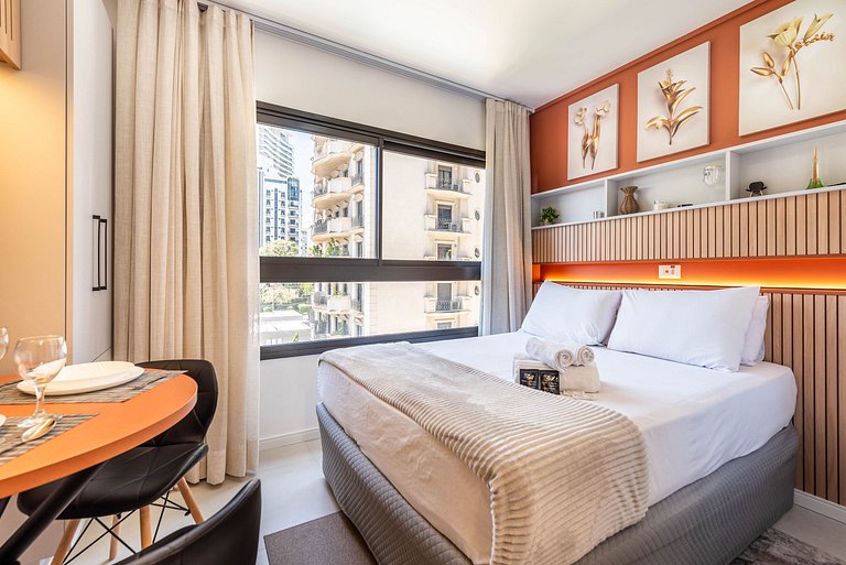 Studio Elegante em Moema | Pq. Ibirapuera - IP505