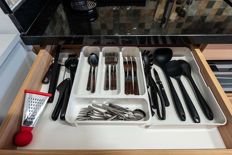 Studio Elegante em Moema | Pq. Ibirapuera - IP505