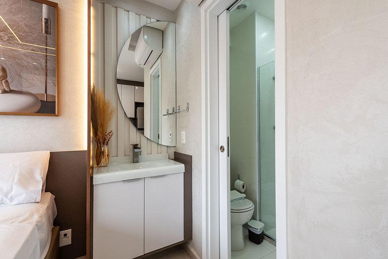 Studio com Piscina na Cobertura em Moema - IP1403