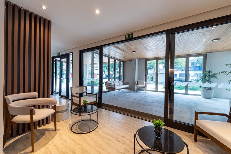 Studio com Piscina na Cobertura em Moema - IP1403