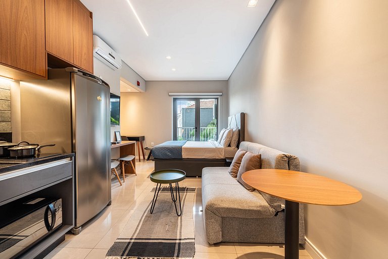 Piscina e Academia ao lado do Metrô - H104