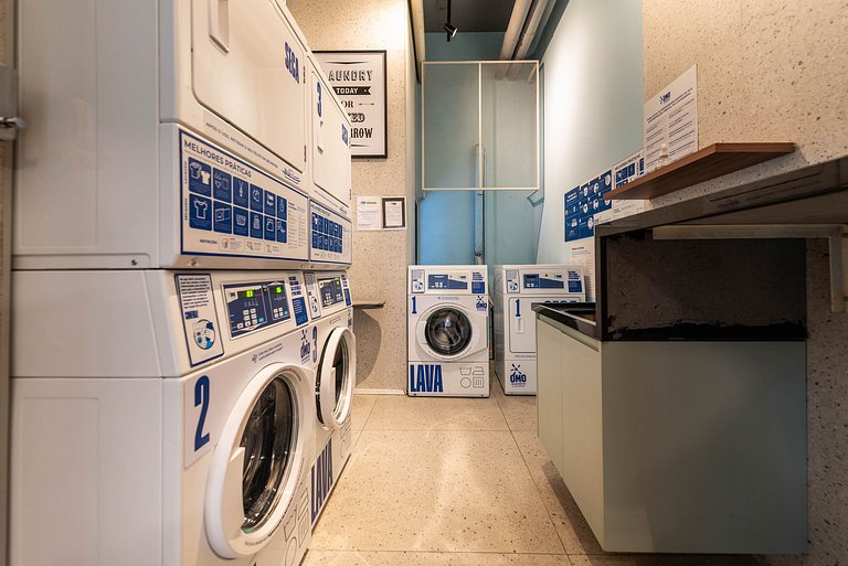 Piscina e Academia ao lado do Metrô - H104